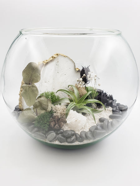 Agate and Clear Quartz Terrarium